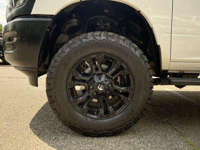 2025 RAM 2500 Tradesman Crew Cab 4x4 8' Box