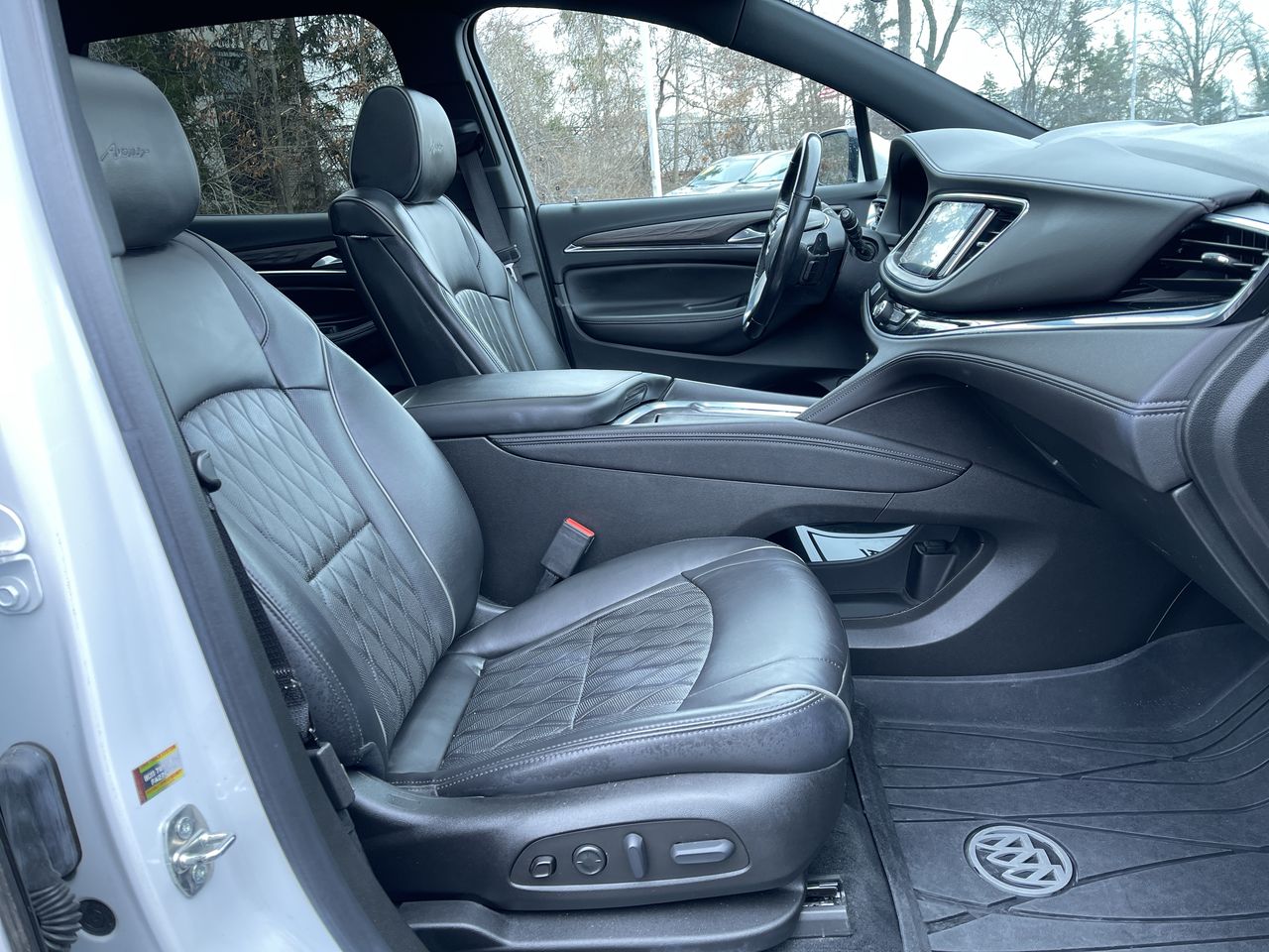 2022 Buick Enclave Avenir