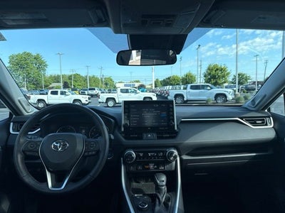 2022 Toyota RAV4 Hybrid XLE Premium