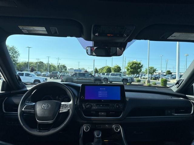 2025 Toyota Grand Highlander Hybrid Nightshade Edition