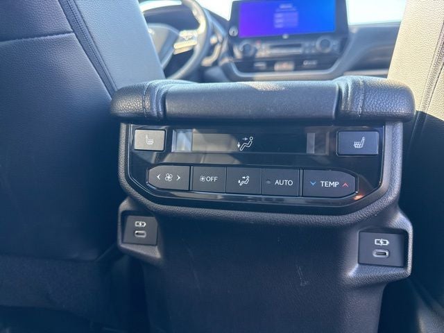 2025 Toyota Grand Highlander Hybrid Nightshade Edition