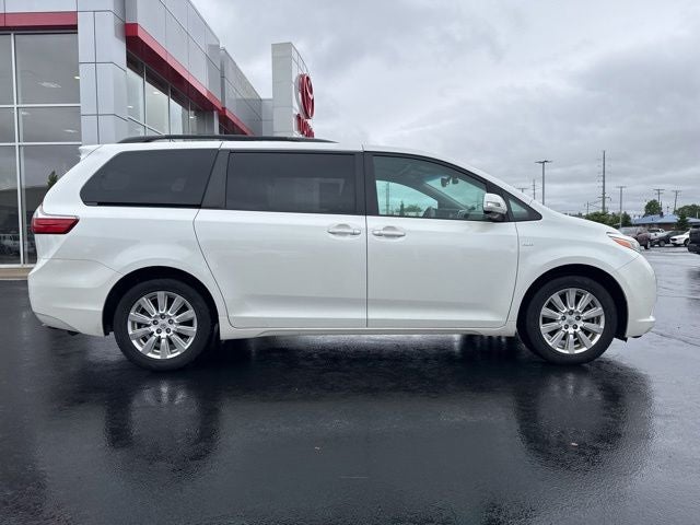 2017 Toyota Sienna Limited Premium 7 Passenger