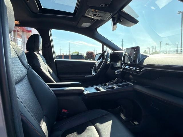 2023 Toyota Sienna XSE 7 Passenger