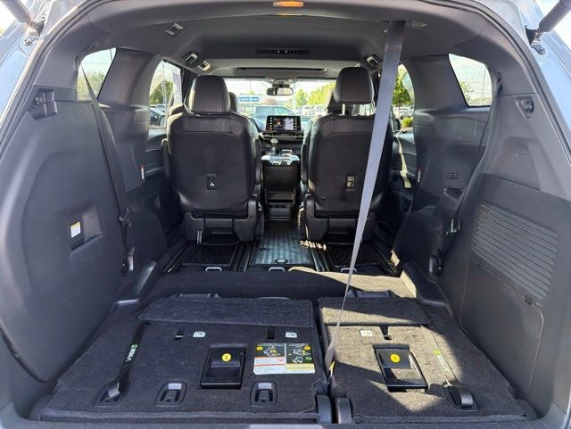 2023 Toyota Sienna XSE 7 Passenger