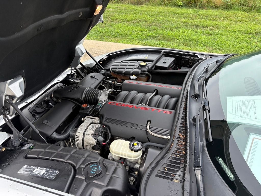 2001 Chevrolet Corvette Base