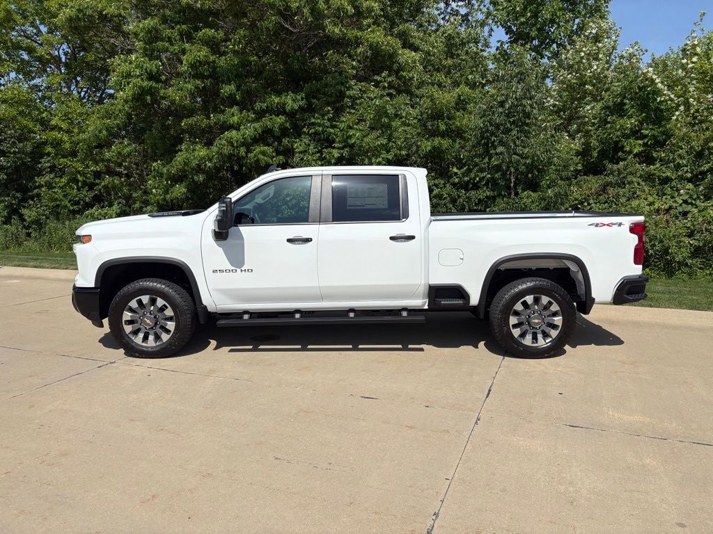 2026 Chevrolet Silverado 2500HD Custom