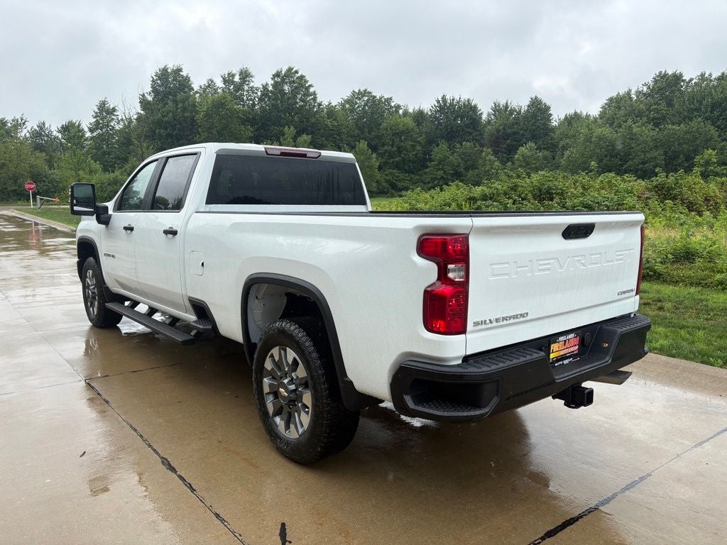 2026 Chevrolet Silverado 2500HD Custom