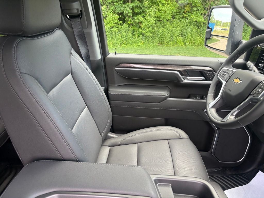2026 Chevrolet Silverado 3500HD LTZ