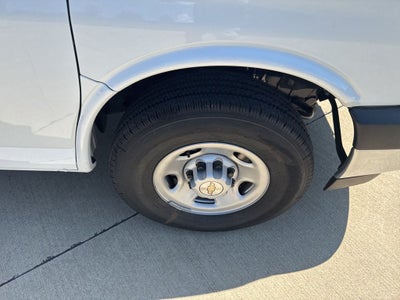 2025 Chevrolet Express 2500 Work Van Cargo