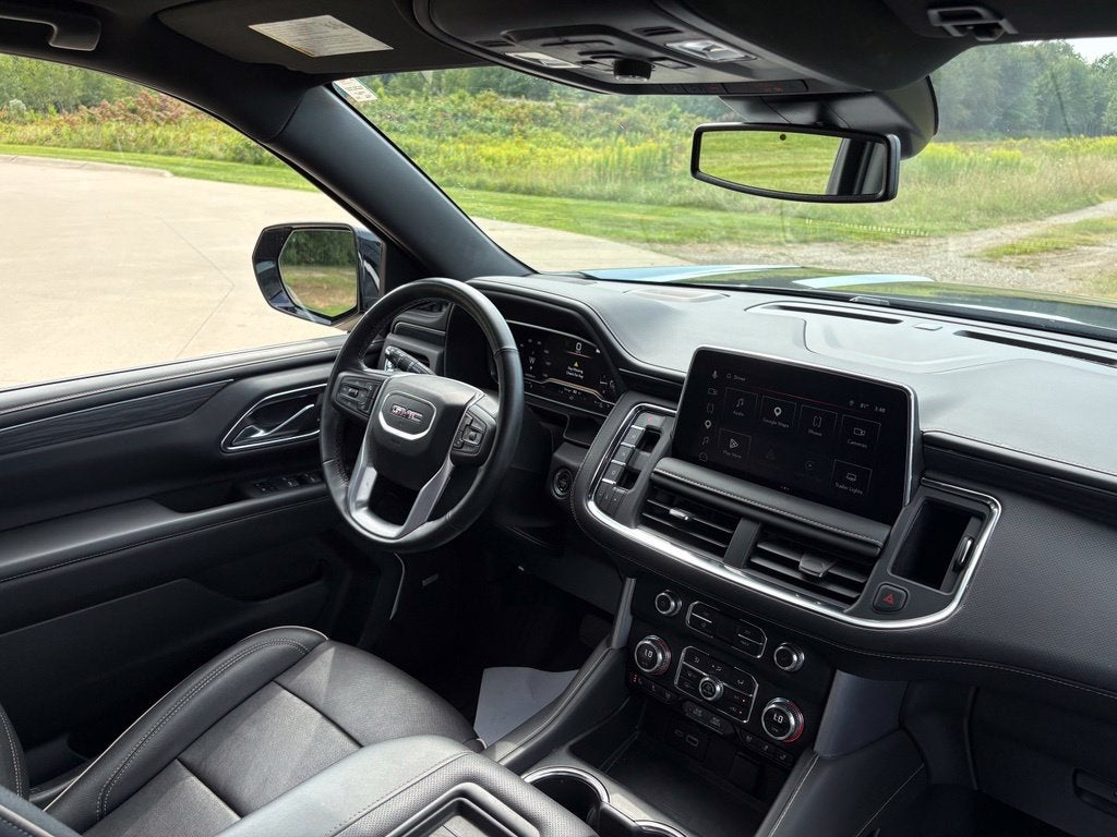 2023 GMC Yukon XL SLT
