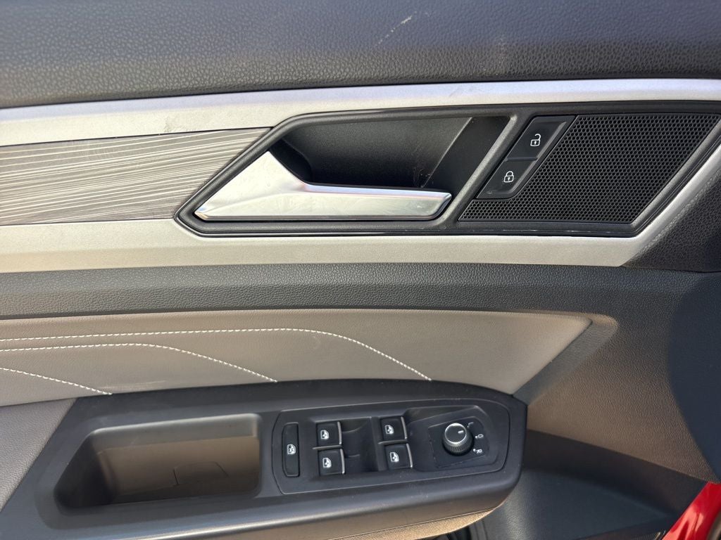 2022 Volkswagen Atlas Cross Sport 3.6L V6 SE w/Technology