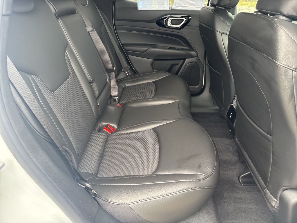2022 Jeep Compass Altitude