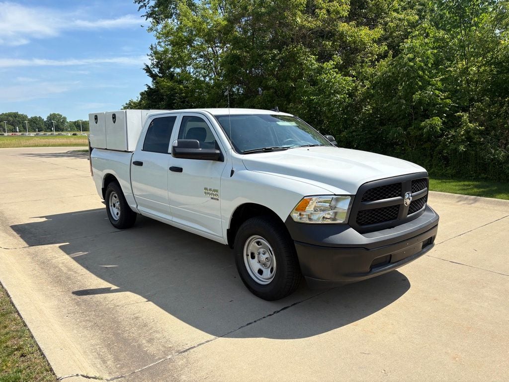 2022 RAM 1500 Classic Tommy Gate