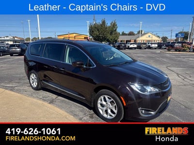 2017 Chrysler Pacifica Touring L Plus