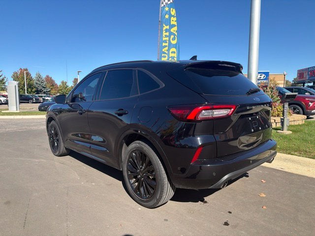 2024 Ford Escape ST-Line Elite