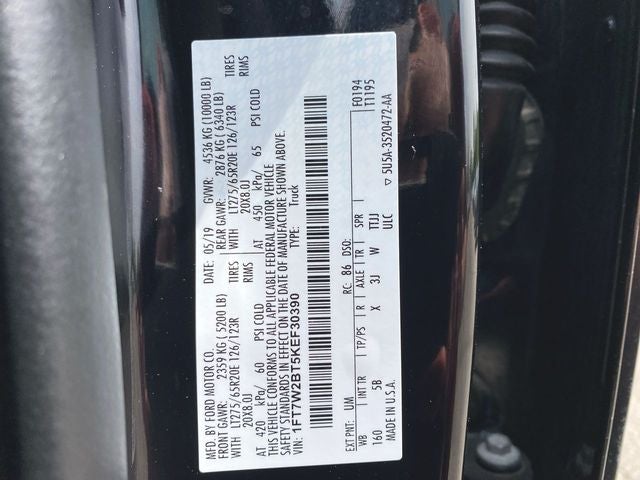 2019 Ford F-250SD Lariat BLACK WIDOW PKG