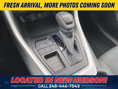 2025 Toyota RAV4 LE