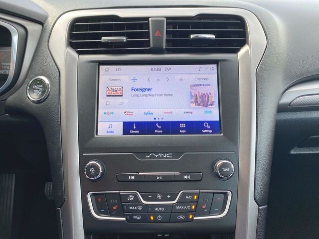 2020 Ford Fusion SE