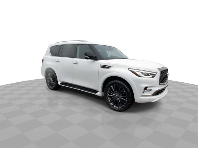 2022 INFINITI QX80 LUXE