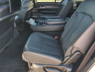 2025 Jeep Grand Wagoneer L Series III Obsidian 4x4