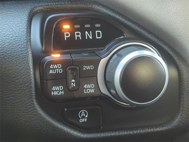 2022 RAM 1500 Big Horn Quad Cab 4x4 6'4' Box