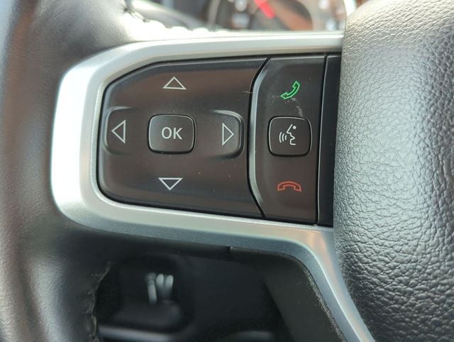 2022 RAM 1500 Big Horn Crew Cab 4x4 5'7' Box