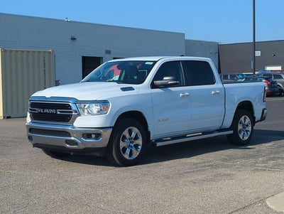 2020 RAM 1500 Big Horn Crew Cab 4x4 5'7' Box
