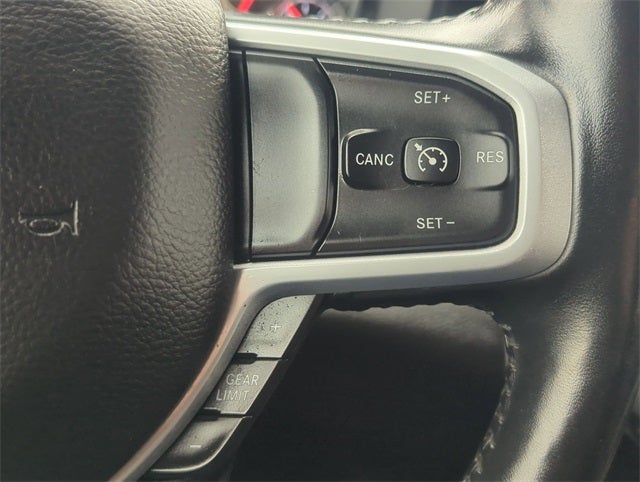 2021 RAM 1500 Big Horn Crew Cab 4x4 5'7' Box