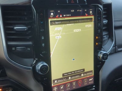 2019 RAM 1500 Laramie Crew Cab 4x4 5'7' Box