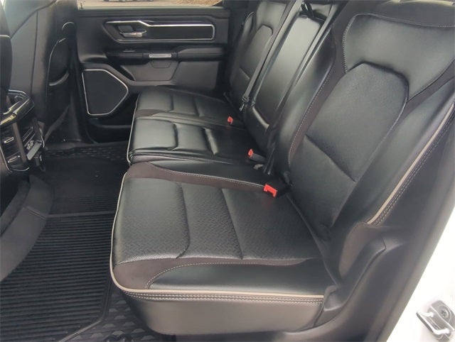 2022 RAM 1500 Laramie Crew Cab 4x4 5'7' Box