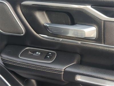 2022 RAM 1500 Laramie Crew Cab 4x4 5'7' Box