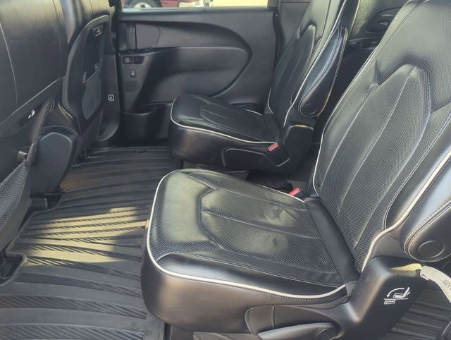 2021 Chrysler Pacifica Limited AWD