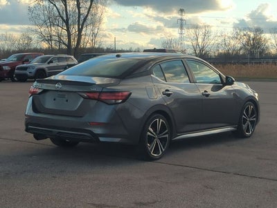 2022 Nissan Sentra SR Xtronic CVT