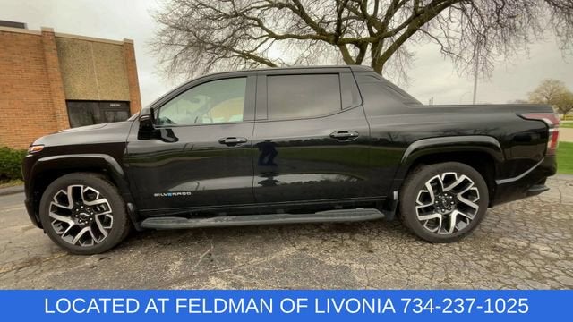 2024 Chevrolet Silverado EV RST