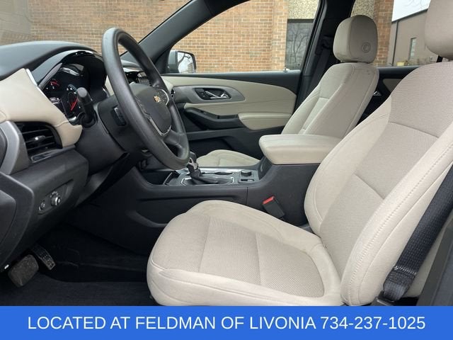 2023 Chevrolet Traverse LS