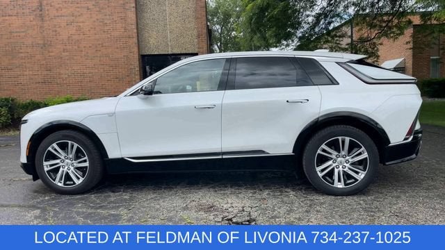 2024 Cadillac LYRIQ Tech