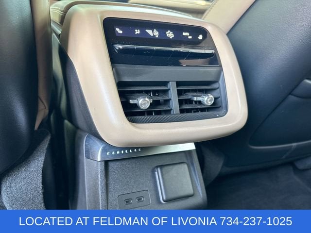 2024 Cadillac LYRIQ Luxury 3
