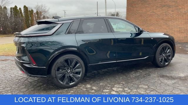 2024 Cadillac LYRIQ Sport 3