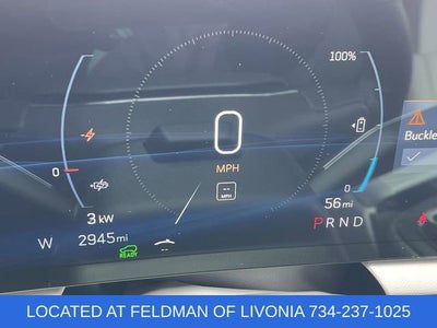 2025 Cadillac OPTIQ Luxury 1