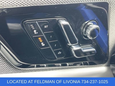 2025 Cadillac OPTIQ Luxury 1