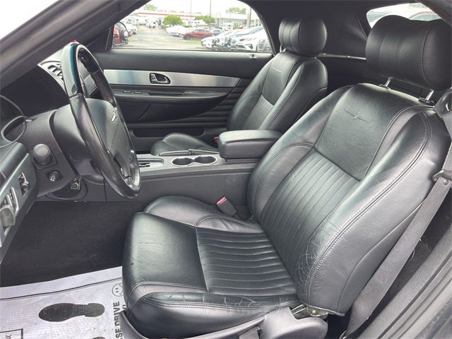 2004 Ford Thunderbird Base