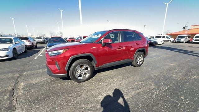 2022 Toyota RAV4 Hybrid XLE