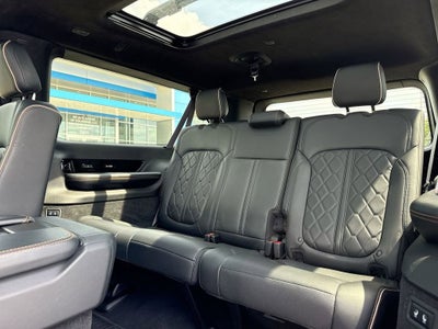 2024 Jeep Grand Wagoneer L Series III Obsidian