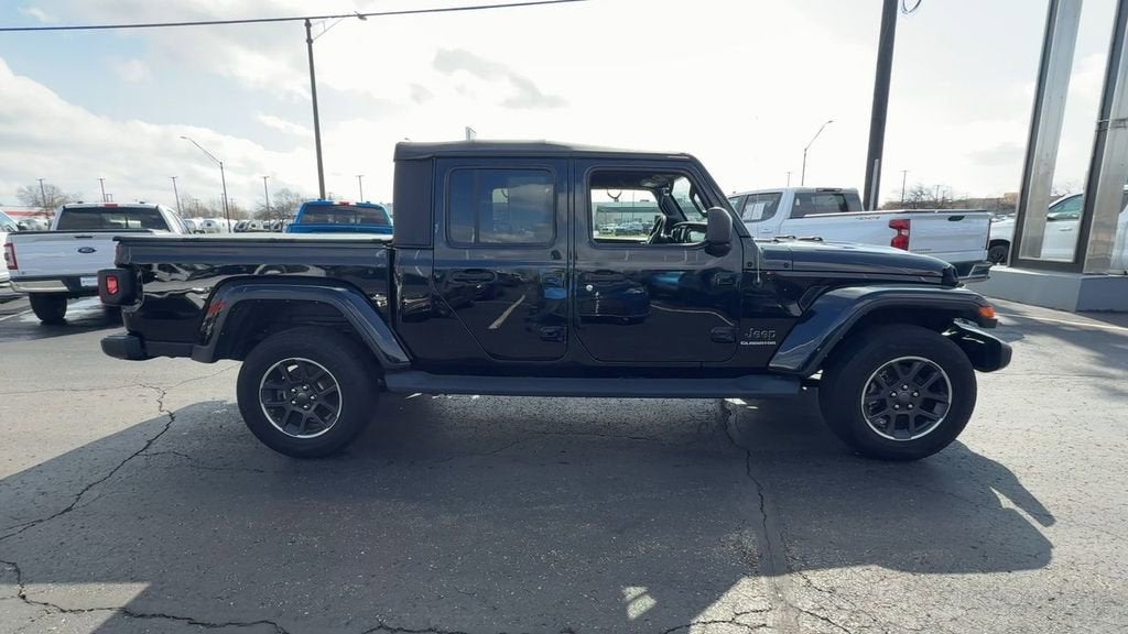 2022 Jeep Gladiator Overland