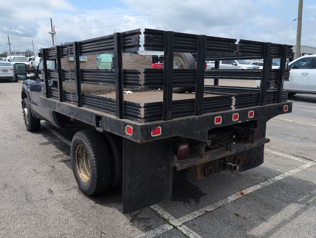 2008 Ford Super Duty F-350 DRW XL