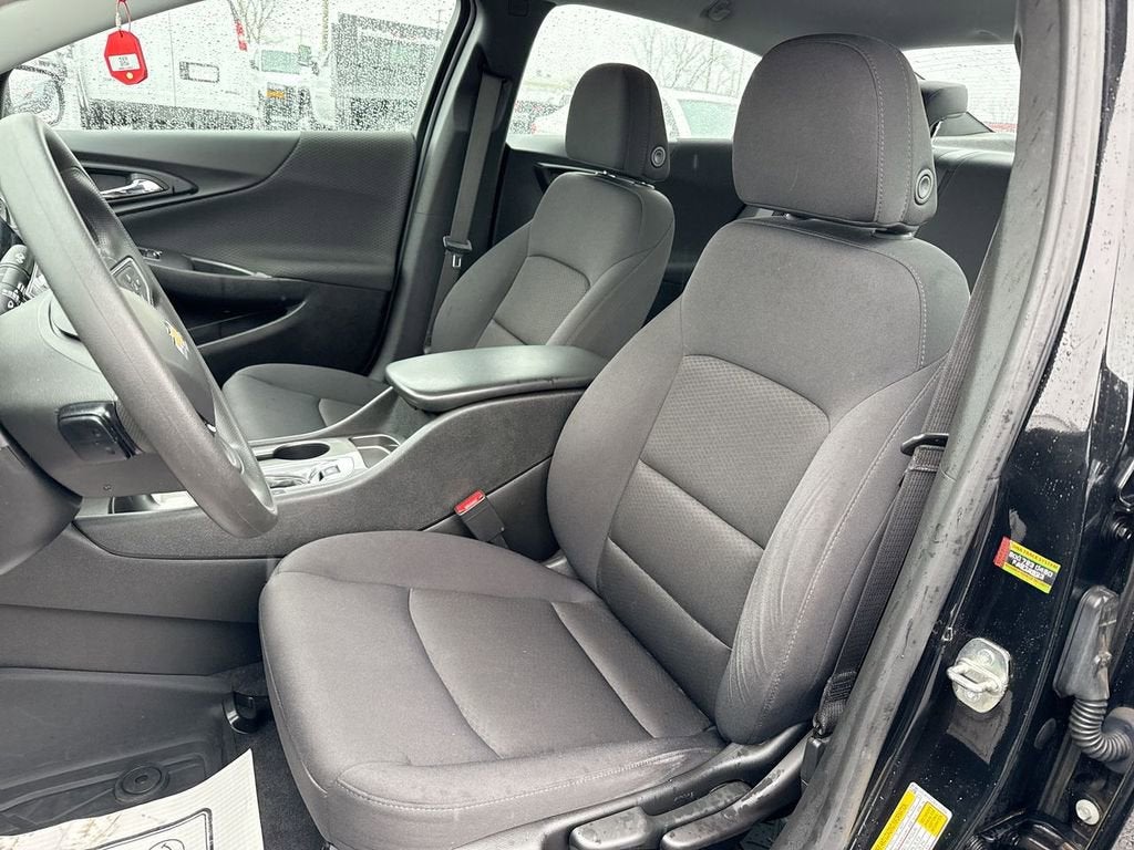 2023 Chevrolet Malibu LS