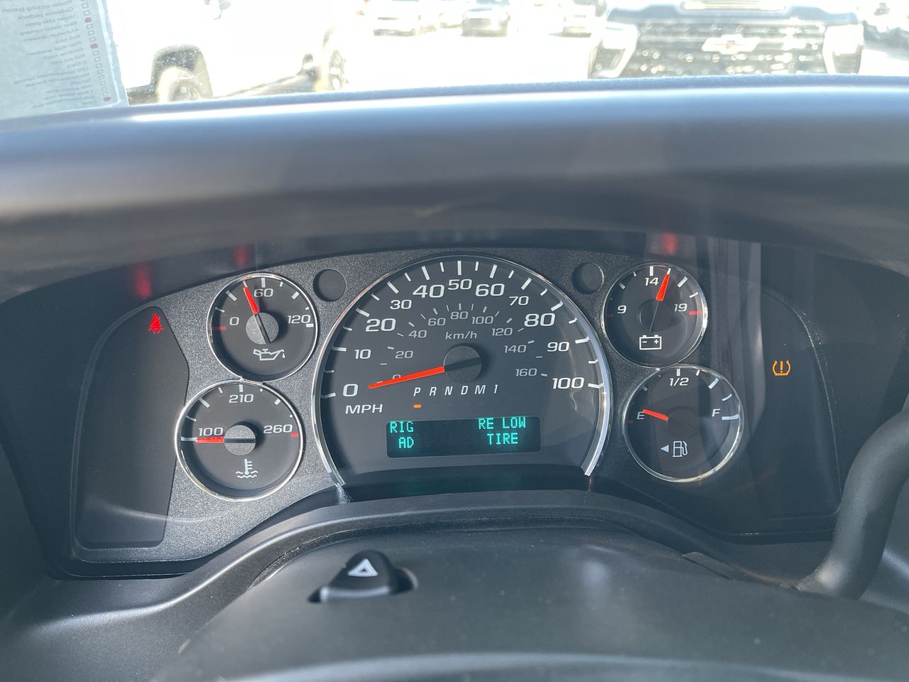 2025 Chevrolet Express Cutaway 3500 1WT