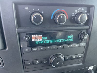 2025 Chevrolet Express Cutaway 3500 1WT