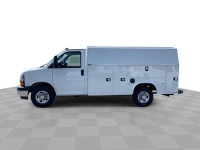 2025 Chevrolet Express Cutaway 3500 1WT