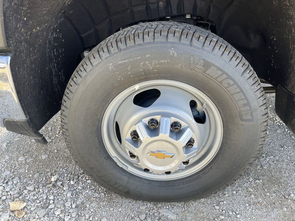 2025 Chevrolet Silverado 3500 HD Chassis Cab Work Truck